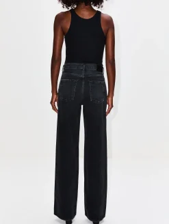 Annina 33 Jean