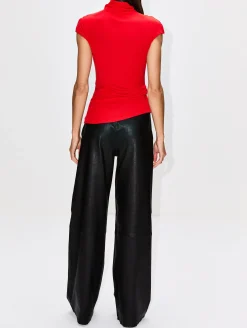 Asymmetric Tee