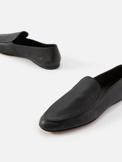 Awar Flat Loafer