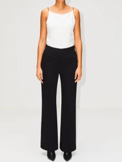 Boat Neck Tank