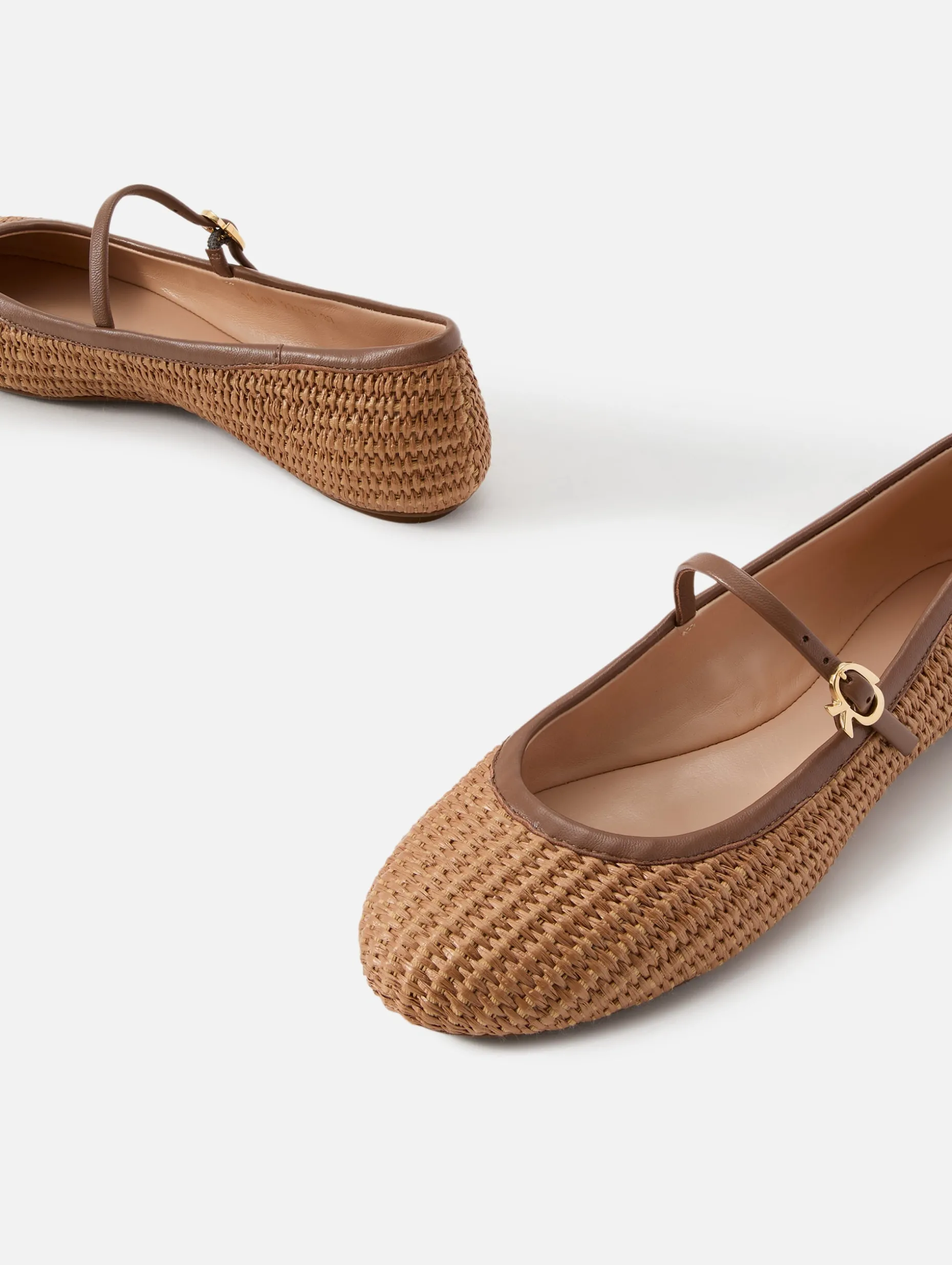 Carla Raffia Flat