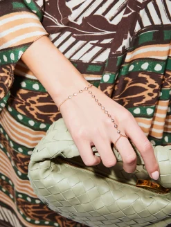 17 Diamond Finger Bracelet