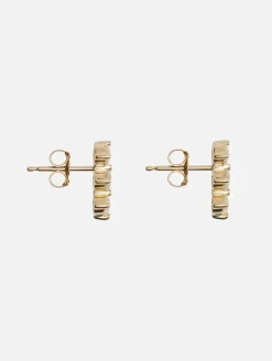 3 Diamond Studs