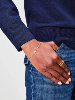 Floating Heart Shaped Diamond Small Curb Chain Bracelet