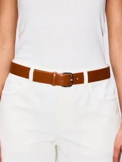 Jeanne Sleek Belt