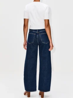 Low Curve Jean