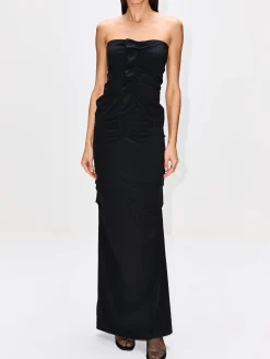 Minimal Ruffle Tube Top