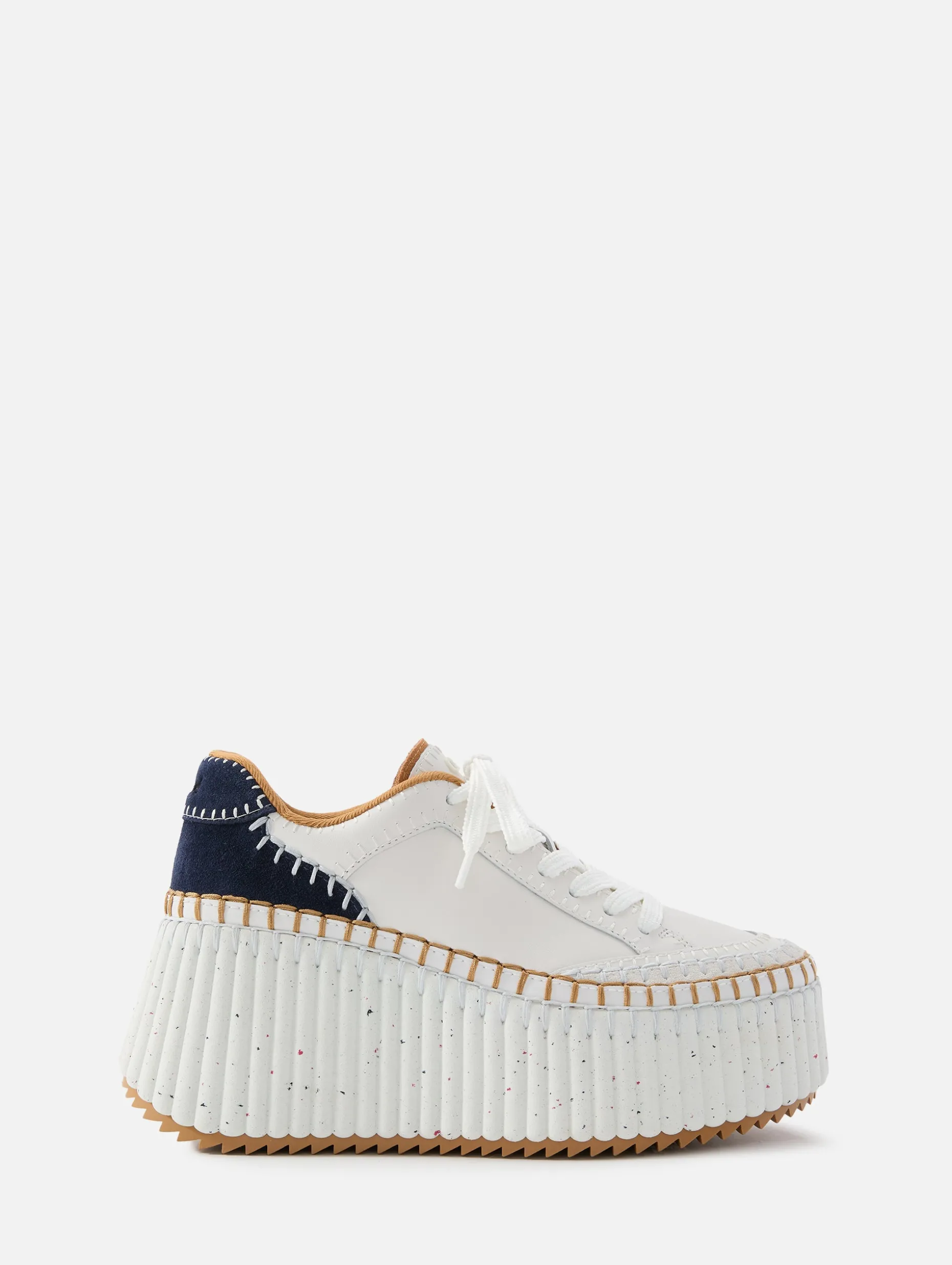 Nama Platform Sneaker