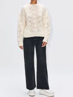 Nama Platform Sneaker
