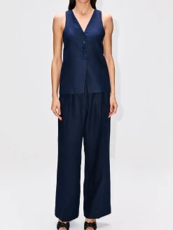 Olavarria Ruby Vest