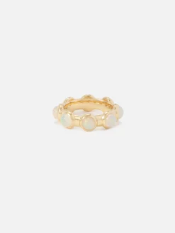 Opal Vic Ring