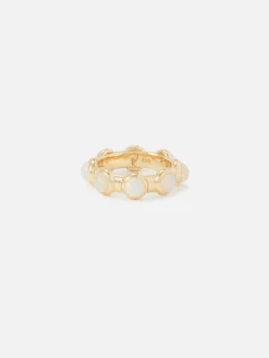 Opal Vic Ring