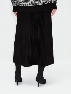 Pleated Elastic Skirt