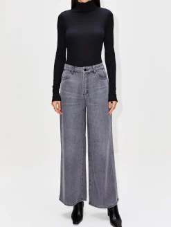 Ribbed Turtleneck Top