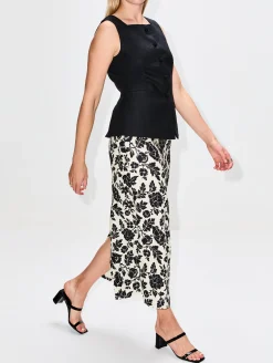 Romeo Column Skirt