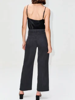 Sami Ruffle Tank