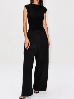 Sculpted Ballet Knit Top