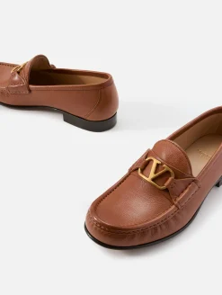 V Logo Signature Loafer