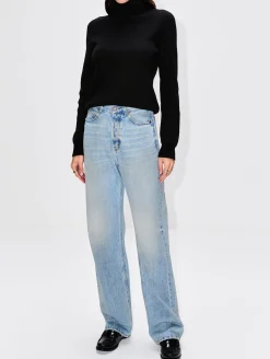 V Waist Jean